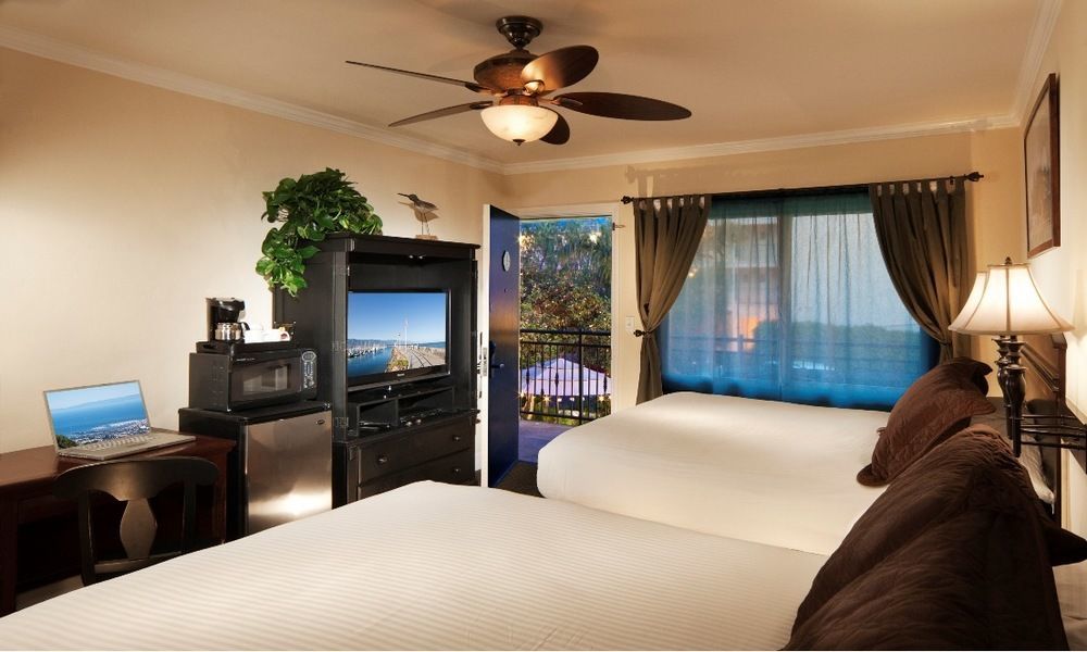 Blue Sands Inn, A Kirkwood Collection Hotel Santa Barbara Bagian luar foto
