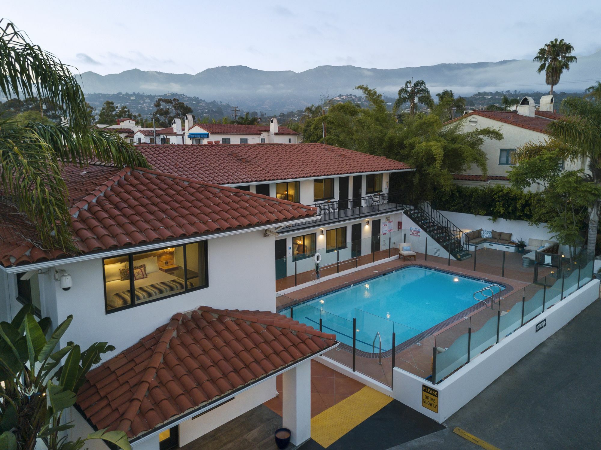 Blue Sands Inn, A Kirkwood Collection Hotel Santa Barbara Bagian luar foto